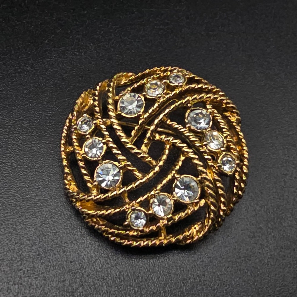 Gold Tone Filigree Rhinestone Brooch Round Vintage Costume Jewelry Timeless